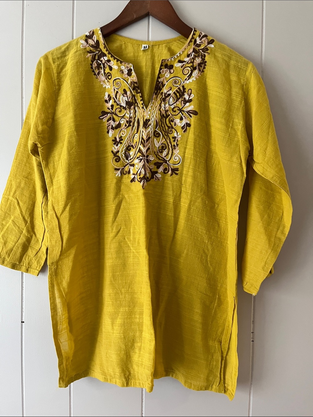 Men's Embroidered Kurta Tunic in Mustard Yellow